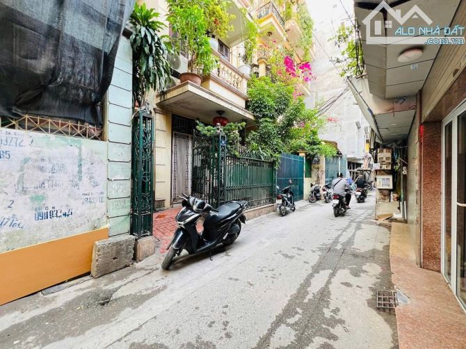 NHÀ ĐỘI CẤN BA ĐÌNH 22 TỶ 60M 4T MT 4.5M LÔ GÓC 2 THOÁNG KINH DOANH GIÁ ĐẦU TƯ
