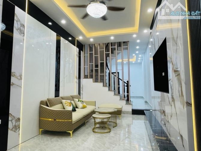 BÁN NHÀ XUÂN PHƯƠNG - NGÕ NÔNG - GẦN Ô TÔ -  40M x 4 TẦNG - GIÁ 6,666 TỶ.