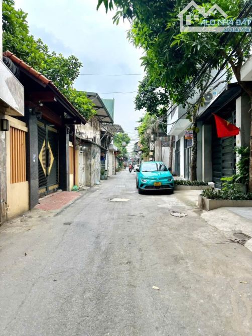 Phân lô ô tô tránh Nghi Tàm, quy hoạch ổn định, gần cầu Tứ Liên, giá đầu tư