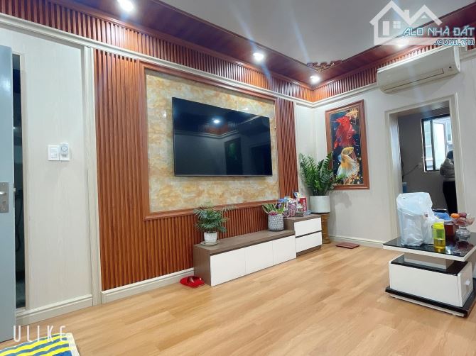 Tập thể 2 tầng Thành Công💥75m2💥2 Ngủ+2WC💥Nhà đẹp💥Sổ chính chủ💥3.29 Tỷ thương lượng