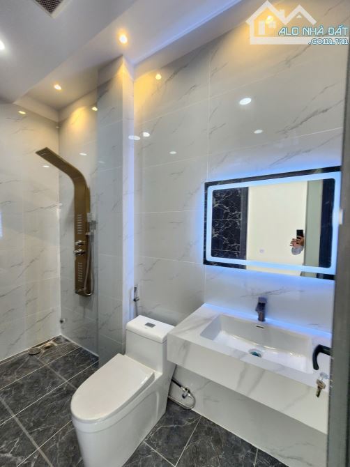 Bán nhà 1 trệt 2 lầu, gần Vincom ngã tư 550, p.Tân Đông Hiệp, Tp.Dĩ An chỉ 5ty500 TL M6066 - 10