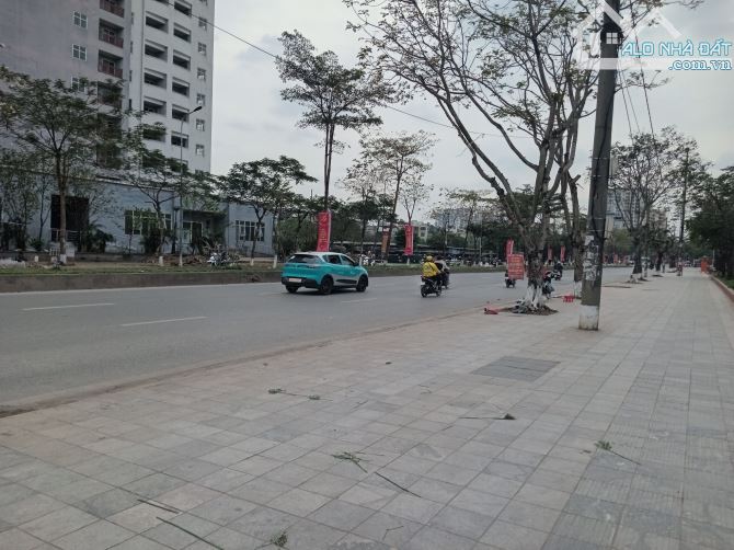 Bán đất mặt đường Tân Mai DT 1175m2, MT 30m, Giá 90 tỷ - 1