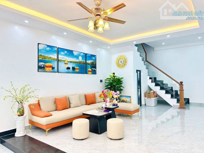 🚗 NHÀ ĐẸP 4 TẦNG–NGÕ THÔNG –Ô TÔ VÀO NHÀ –GẦN CHỢ ĐÔN, THIÊN LÔI, LÊ CHÂN–GIÁ 5,15 TỶ - 1