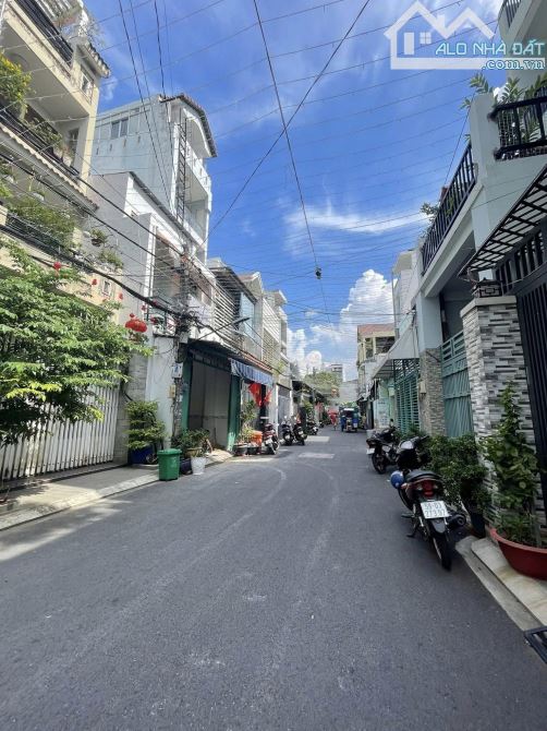 Bán nhà hẻm 7m Thoại Ngọc Hầu Tân Phú 4x23m đúc 1 lầu giá 8.5 tỷ TL (gần Nguyễn Sơn) - 1