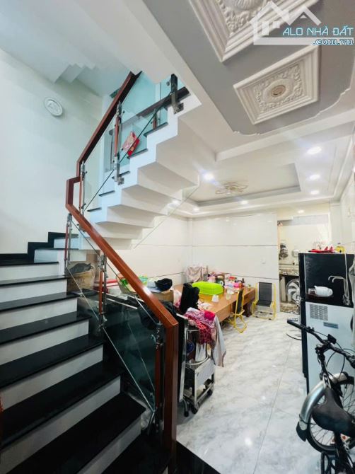 Bán nhà 5 tầng khu tên lửa 60m2 ô tô vào nhà 5 phòng ngủ chỉ 6.9 tỷ thương lượng - 1