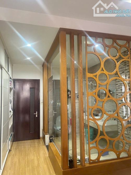 🔥SẢN PHẨM HIẾM l Nhà 4 Tầng Mặt Tiền Vân Đồn Trục Buôn Bán Sầm Uất Gần Biển - 1