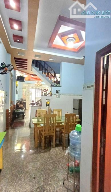 Chỉ 6.xxTỷ TL! Bán Nhà Gò Vấp Gần Emart 2, DT 68M² – 4 Tầng/4pn, Ô TÔ NGỦ TRONG NHÀ! - 1