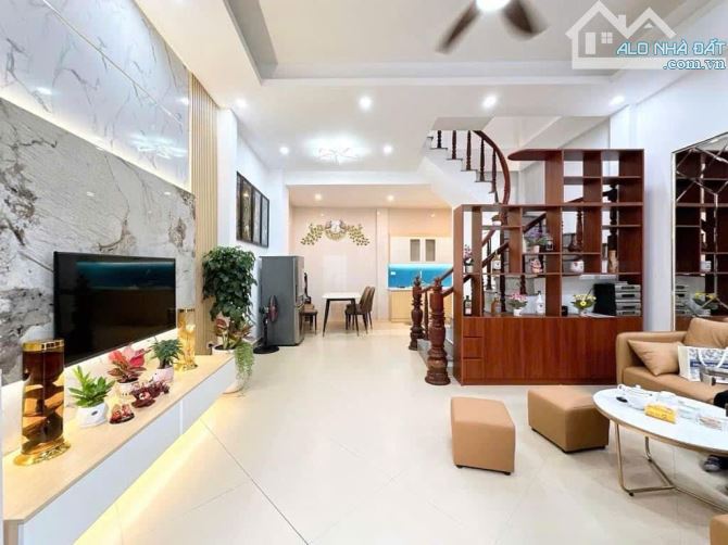 Sát B.X Yên Nghĩa, QL6 - Tiện Đường Đi Lại - Đầy Đủ Tiện Ích Về Ở Luôn - 1