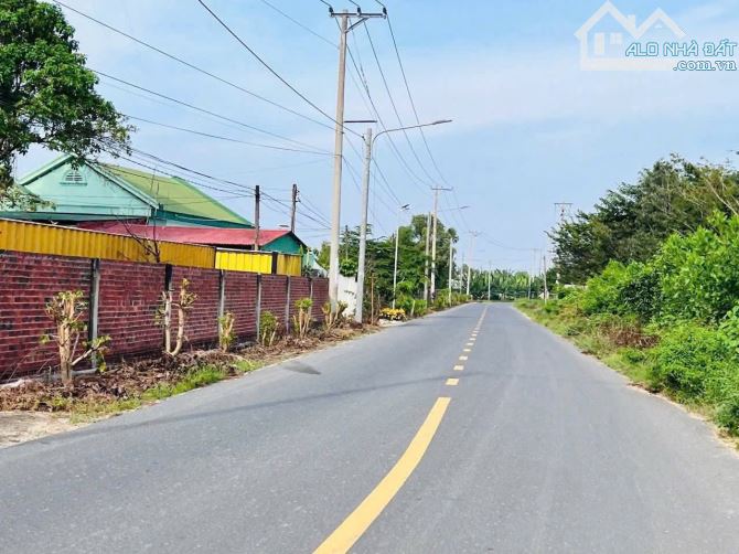 THỊ TRẤN PHƯỚC HẢI - NGAY KHU BIỆT THỰ PHAN GIA-DT: 4.239m2 -262m2 thổ cư-54mx65m-nở hậu - 1