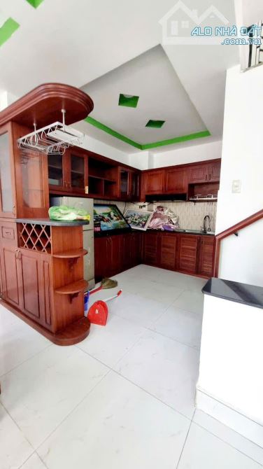 Bán nhà MTKD Nguyễn Thị Tần Quận 8, 40m2, 4 tầng, nở hậu, nhỉnh 5 tỷ - 1