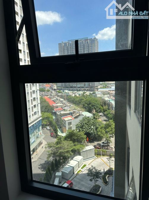 Cần bán căn góc 3PN Bcons Polygon, liền kề Phạm Văn Đồng duy chuyển cực kỳ thuận tiện - 1