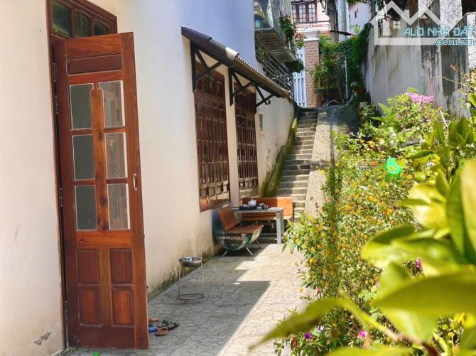 Bán villa sân vườn phường 9 đà lạt 13,5 tỷ khu dân trí cao nhiều villa biệt thự - 1