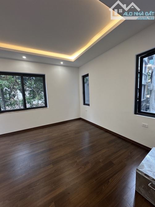 Bán nhà đường Láng, DT 63m2 x 5T, MT 5m, nhà mới, đẹp mê li, vị trí trung tâm, giá 11 tỷ 9 - 1