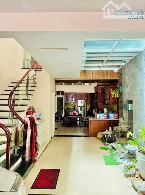 Bán nhà phân lô ô tô đỗ cửa 1 nhà ra phố Nguyễn Ngọc Nại 50m ² 12 tỷ - 1