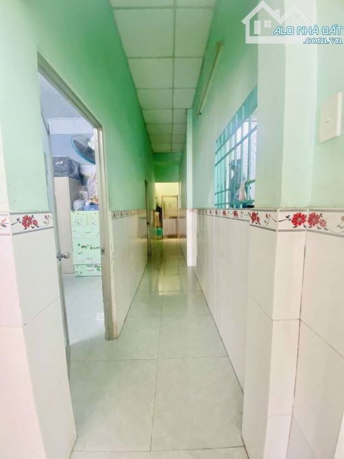 NHÀ ĐẸP GIÁ RẺ- GẦN LÊ TRỌNG TẤN HẺM XE TẢI NGANG 6.3M NỞ HẬU- DT 84M2 - 3PN. CHỈ HƠN 5 TỶ - 1