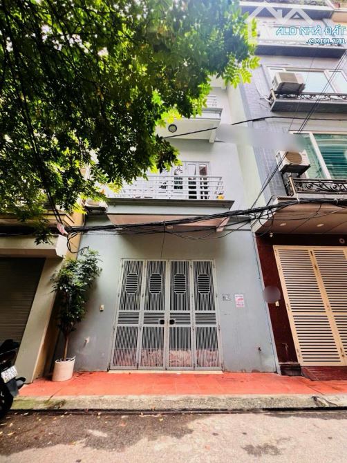 BÁN NHÀ TRẦN QUỐC HOÀN - DT 59M2 x 4T - MT 5M - 22,3 TỶ - PHÂN LÔ - VỈA HÈ - KINH DOANH - 1