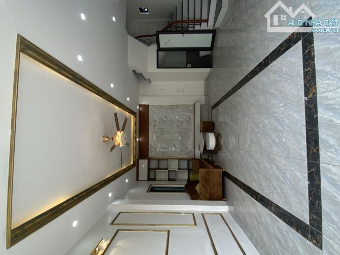 BÁN NHÀ LÔ GÓC – PHƯỢNG NGHĨA, PHỤNG CHÂU – 38M² × 4 TẦNG – Ô TÔ ĐỖ CỬA Nhà 2 mặt thoáng, - 1