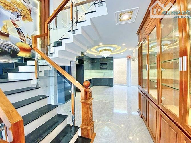 NHÀ ĐẸP KHU PHÂN LÔ - HẺM 8M CÓ VỈA HÈ - KẾT CẤU 5 TẦNG 6 PHÒNG NGỦ Giá 7.5 tỷ - 1