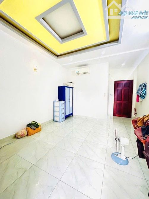 BÁN NHÀ 3 TẦNG 4X16M BTCT - ĐƯỜNG XE HƠI 5M THÔNG - BÌNH TRỊ ĐÔNG, BÌNH TÂN - GIÁ CHỈ 5.6 - 1