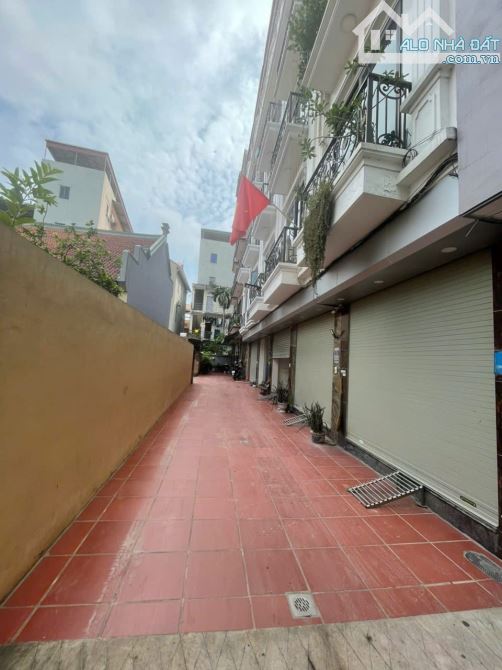 BÁN NHÀ CẦU DIỄN - Ô TÔ VÀO TẬN NƠI - THANG MÁY - 32M2, 5 TẦNG, MT 3,5M - 9.2 TỶ - 1