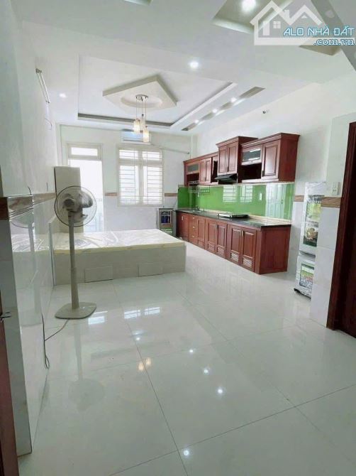Bán Gấp CHDV 10PN MTKD TN 40tr/Th Ngay Chợ An Nhơn Gò Vấp Giá 11,5 Tỷ TL - 1