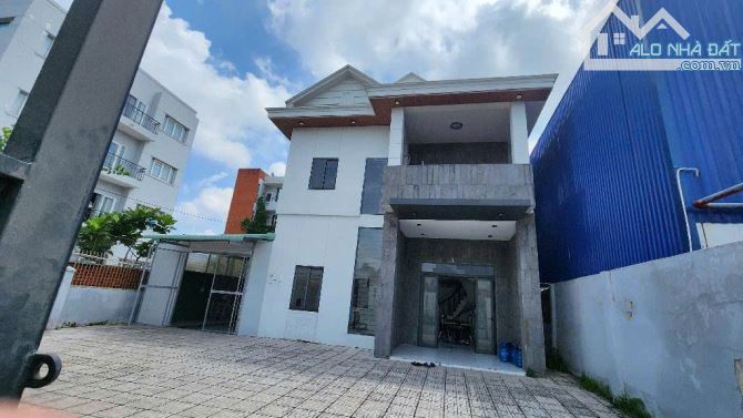 Nhà Xưởng 2 tầng Mặt tiền đường APĐ12 phường APĐ Q12 dt 752m2 Đường 12m DÒNG TIỀN 40TR/TH - 1