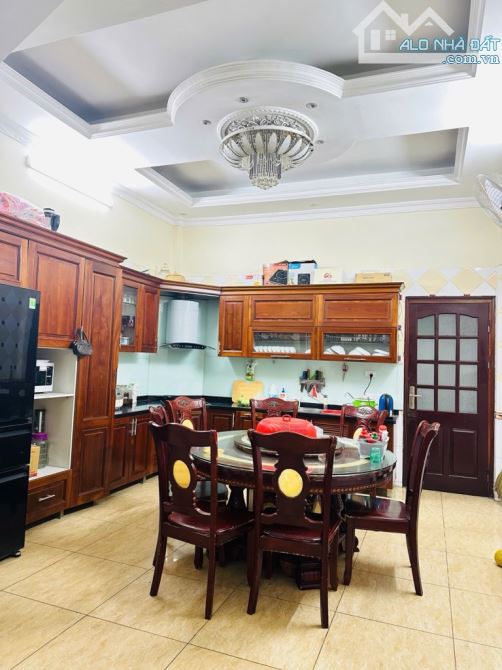 Ô TÔ VÀO TẠI QUẶN TÂY HỒ 50M , 5 TẦNG , MẶT TIỀN 4,4M - 1