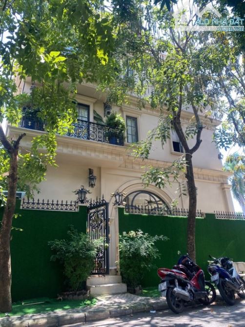 CUNG ĐIỆN NAM THÔNG 4 LẦU KDC CAO CẤP PHÚ MỸ HƯNG Q7- KHU VỰC XÂY DỰNG TOÀN BIỆT THỰ - 1