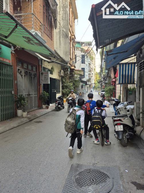 VĂN QUÁN HÀ ĐÔNG NHÀ MẶT PHỐ Ô TÔ TRÁNH KINH DOANH SẦM UẤT VỊ TRÍ ĐẮC ĐỊA 49m 13.4 TỶ - 1