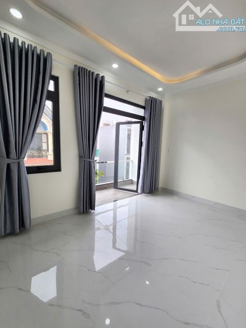 Bán nhà 1 trệt 2 lầu, gần Vincom ngã tư 550, p.Tân Đông Hiệp, Tp.Dĩ An chỉ 5ty500 TL M6066 - 20