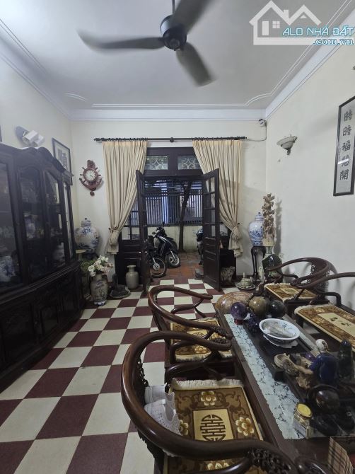 ⚜️ GIÁ ĐẦU TƯ, NHÀ MẶT NGÕ 31 HOÀNG CẦU Ô TÔ TRÁNH, 125M2 3T MT ĐẸP 9M, CHỈ 38,5 TỶ ⚜️ - 2