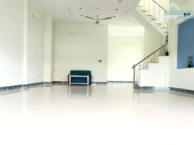 Nhà 2 Lầu 6x20m Mặt Tiền Đường Dương Công Khi X.Tân Hiệp Hóc Môn Giá 8.5 Tỷ TL - 2