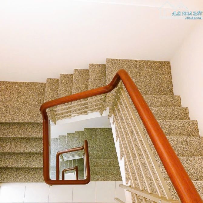BÁN NHÀ LÔ GÓC HXH CÁCH MẠNG THÁNG TÁM, Q. TÂN BÌNH, SỔ VUÔNG 5.5 x 14 m, 4 TẦNG, 9.5 TỶ - 2