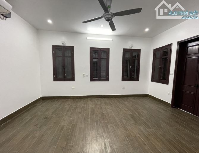 BÁN BIỆT THỰ LÔ GÓC – MẶT TIỀN KHỦNG 22M – 157M² – 32 TỶ – KĐT MỘ LAO - 2