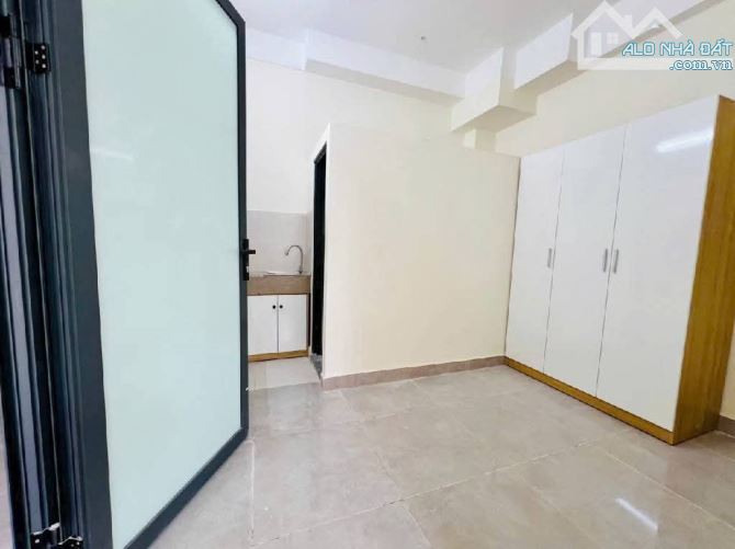 Bán CHDV Phường 12 Gò Vấp, Phan Huy Ích, ô tô thông, 400m sàn, thu khoán gần 800tr, 13.x - 2