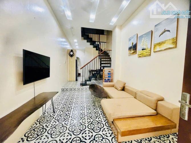 NHÀ TRẦN CUNG – 40M² – 4 TẦNG – Ô TÔ ĐỖ CỔNG – CHỈ 10 TỶ – SỔ ĐỎ SẴN - 2