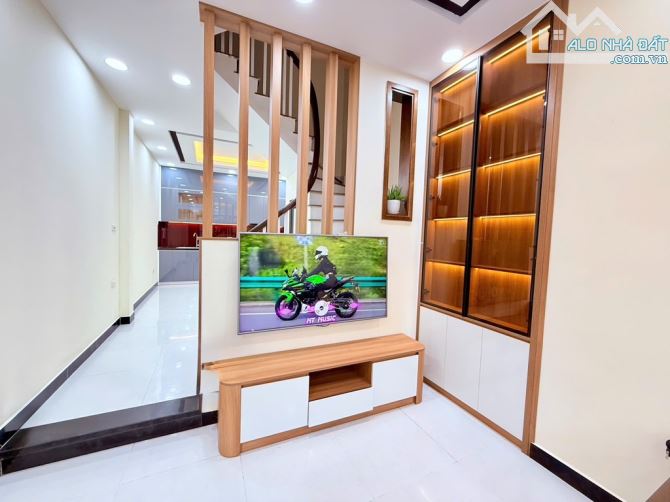 Ô TÔ ĐỖ CỬA - XUÂN PHƯƠNG - 45M x 4 TẦNG - NHỈNH 6 TỶ - Nhà Siêu Đẹp. - 2