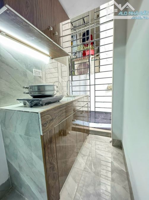 Bán tòa CCMN Triều Khúc- Tân Triều, DT 45m2 7T 12 pkk, DT 700 triệu.năm  giá 11 tỷ hơn - 2