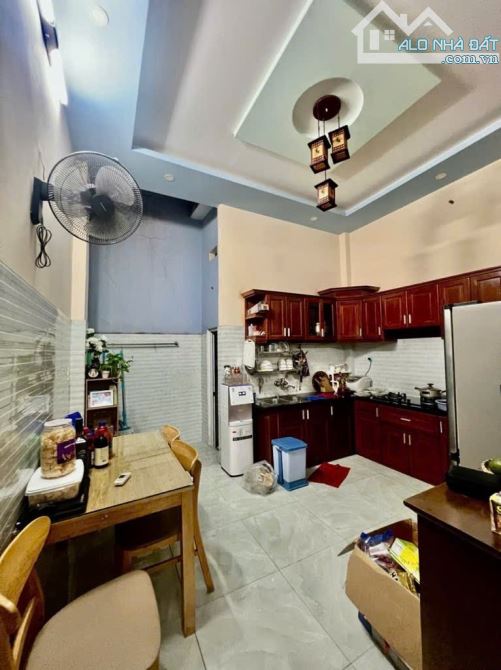 Nhà 4 tầng đường HIỆP THÀNH 13, phường HIỆP THÀNH, Q12, dt 51m2 (4,2mx12m)hẻm 7m 💵 5,5Tỷ - 2