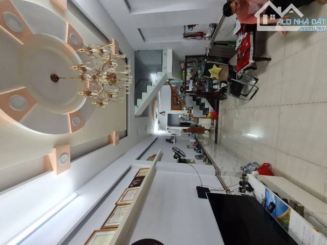 Bán nhà lê đức thọ, phường 16, gò vấp, 4 tầng 6pn ô tô ngủ, 80m2, giá 8.x tỏi - 2