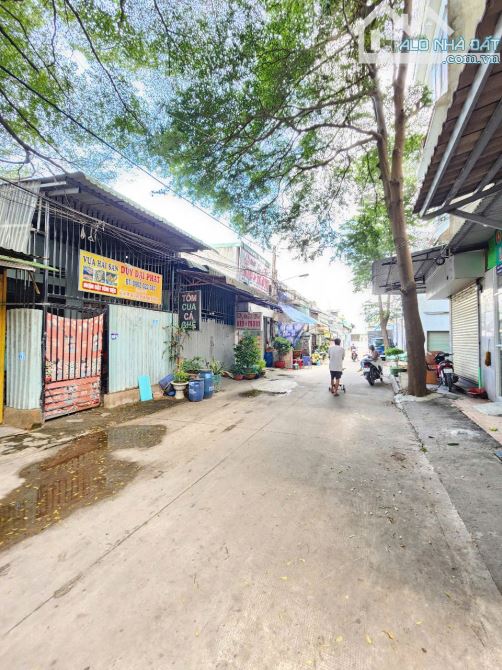 2,6Tỷ TL🔥Bán đất 62,4m2 tặng nhà cấp 4_Sau Lưng Chợ Phú Phong, P.Bình Chuẩn, Tp.Thuận An - 2