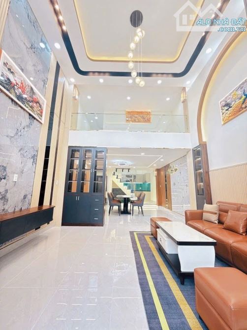 CÁCH AEON 3 PHÚT – 4 PHÒNG NGỦ – HẺM RỘNG – NHỈNH 6 TỶ - 2