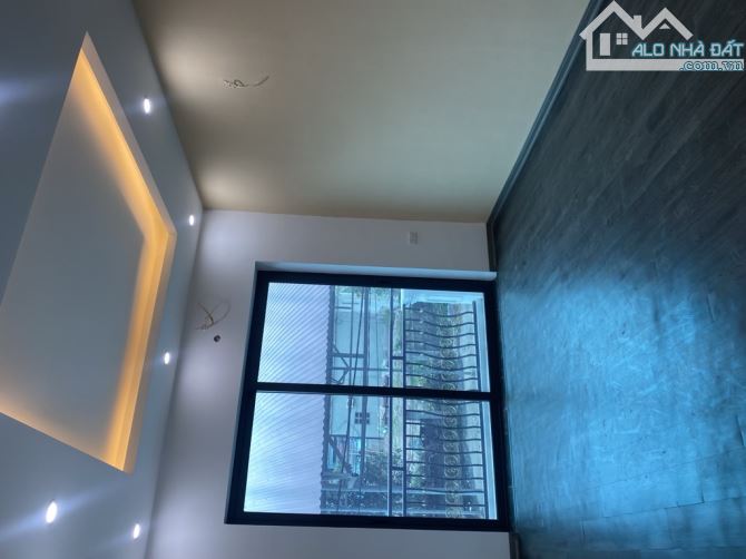 BÁN NHÀ LÔ GÓC – PHƯỢNG NGHĨA, PHỤNG CHÂU – 38M² × 4 TẦNG – Ô TÔ ĐỖ CỬA Nhà 2 mặt thoáng, - 2