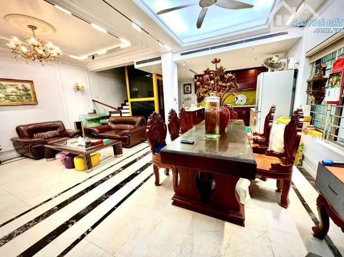 Bán siêu phẩm nhà vườn Xuân Đỉnh  - DT 105m2 - MT 7,1m  - 6 tầng - oto vào nhà. - 2