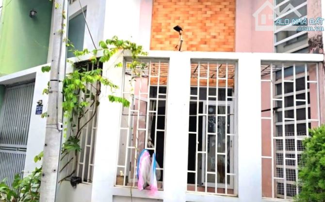 Giảm còn 8 tỷ, 3 Tầng, mặt tiền lớn  9m- Bình Trưng, Thue Đức - 2