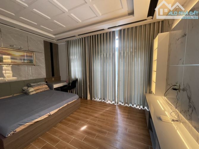 Bán Biệt Thự Góc, 81m2, KDC GREEN REVERSIDE, 4 tầng, Giá chỉ 9.9 tỷ - 2