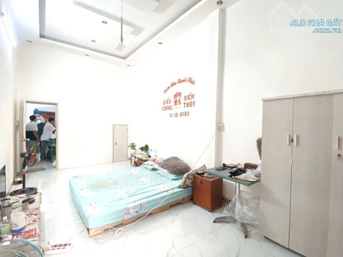 Bán nhà hai mặt phố quận 11 - Nở hậu cực đẹp - 5 tầng tiện ở và kinh doanh 9,3 tỷ - 2