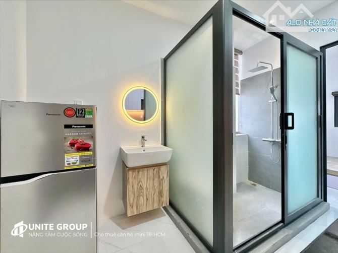 Căn hộ có máy giặt ngay quận 4, cửa sổ lớn, gần cầu Khánh Hội, đại học Nguyễn Tất Thành - 2