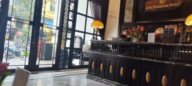 Cần bán khách sạn 4 sao mặt phố Hàng Bè - 300m2 - MT 9m - 80 phòng - 324 tỷ, DT 3 tỷ/tháng - 2