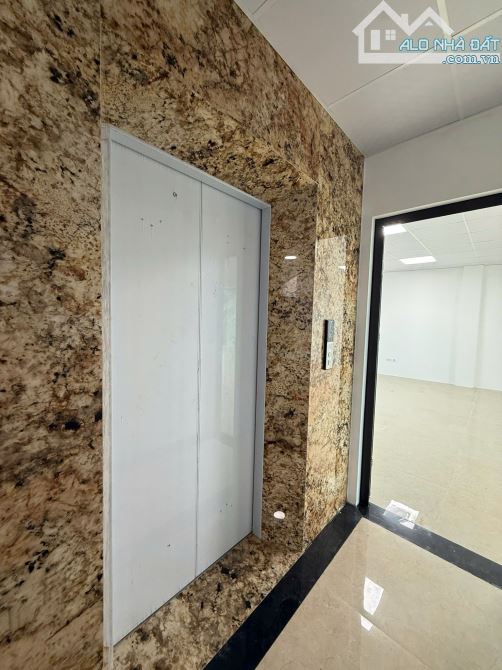 ⚜️ TÒA VĂN PHÒNG MẶT PHỐ VIP ĐÀO TẤN, BA ĐÌNH 160M2 5T THANG MÁY MT 6.5M, CHỈ 122 TỶ ⚜️ - 3